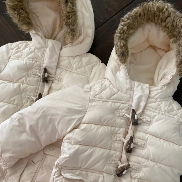 Baby Gap Winter Puffer Coat - Picture 2 of 5
